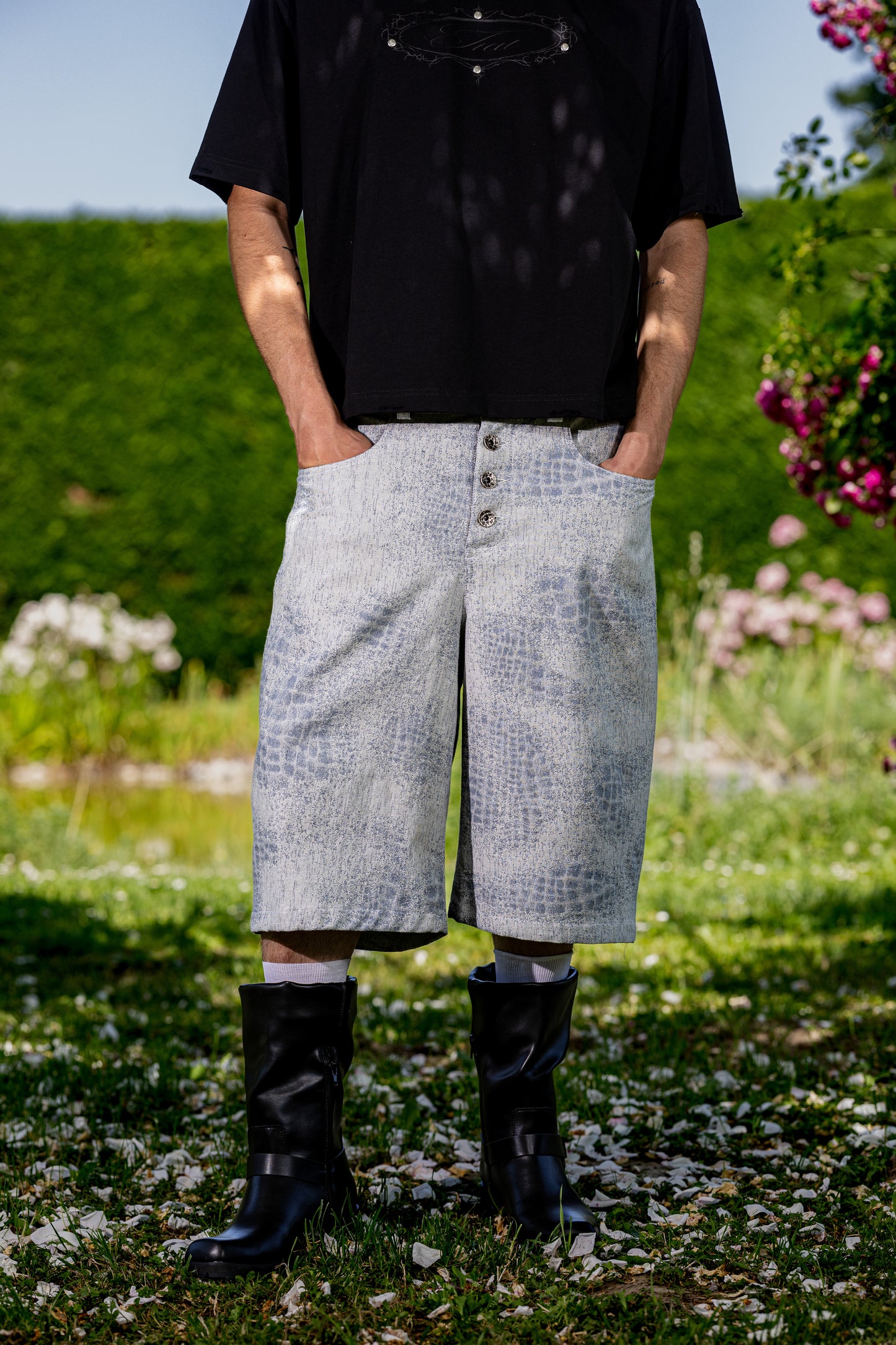 Laser denim jorts